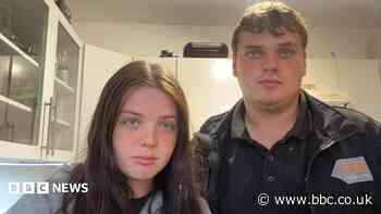 Couple give up flat over £200-a-month water bill