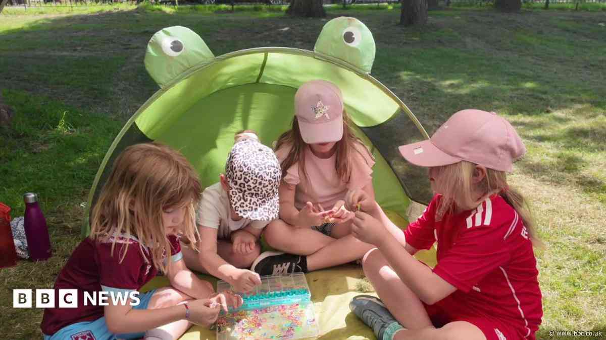 Ice lollies and hydration breaks keep schools open