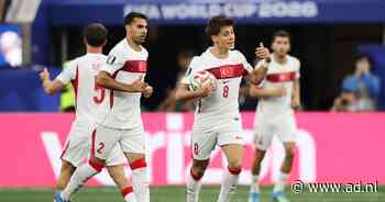 LIVE WK voetbal | Oud-Feyenoorder Kökçü zet Turkije op voorsprong tegen de VS, Paraguay en Australië in balans