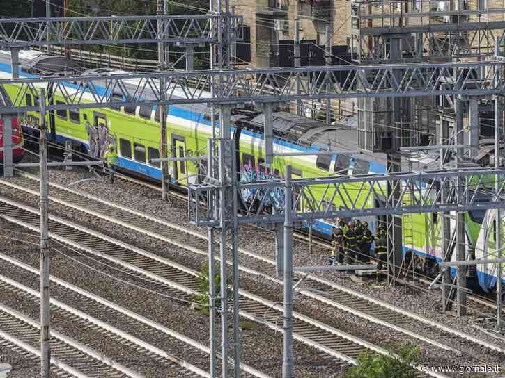 Treno bloccato sotto il sole, soccorsi i 300 passeggeri