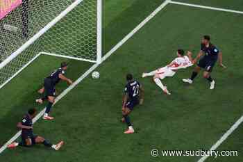 Turkey beats US 3-2 with last-gasp goal as Americans look ahead to World Cup knockout stage
