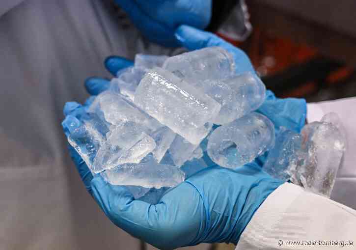 So sorgt eine Eiswürfelfabrik für Nachschub an heißen Tagen