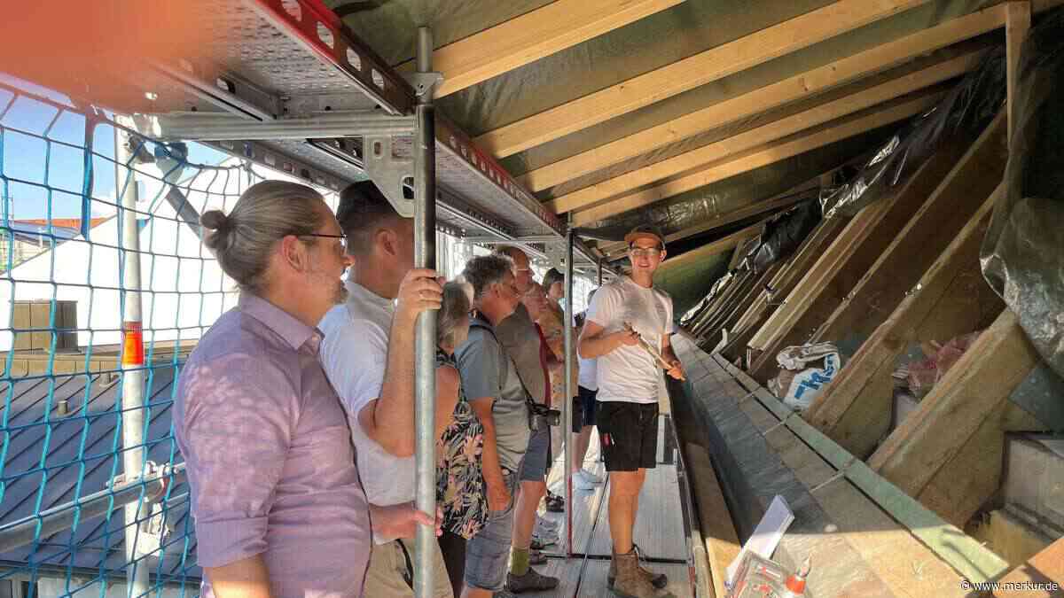 Alte Nikolauskirche wird zum Festsaal – Dach trägt jetzt Stahlkonstruktion