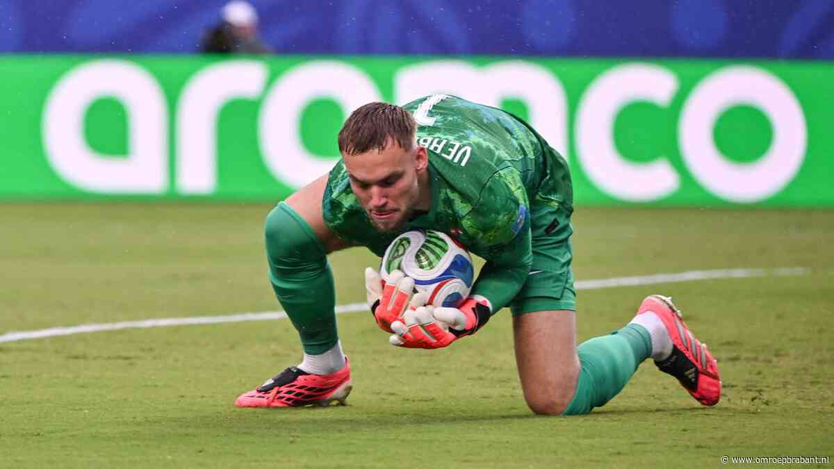 Oranje sluit poulefase WK af met zege, maar keeper Verbruggen baalt