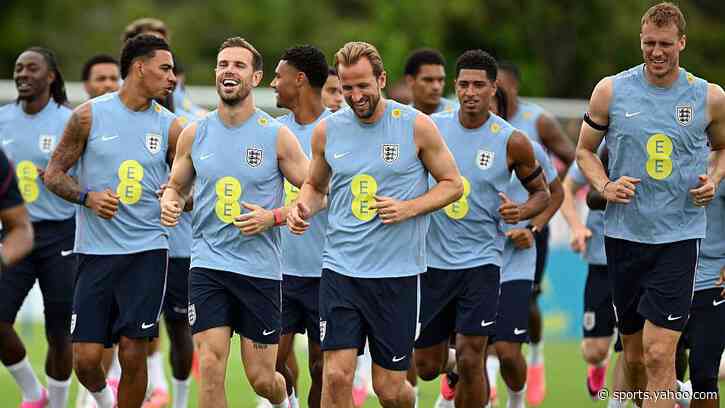 What is SkyJo? The card game being played in the England camp
