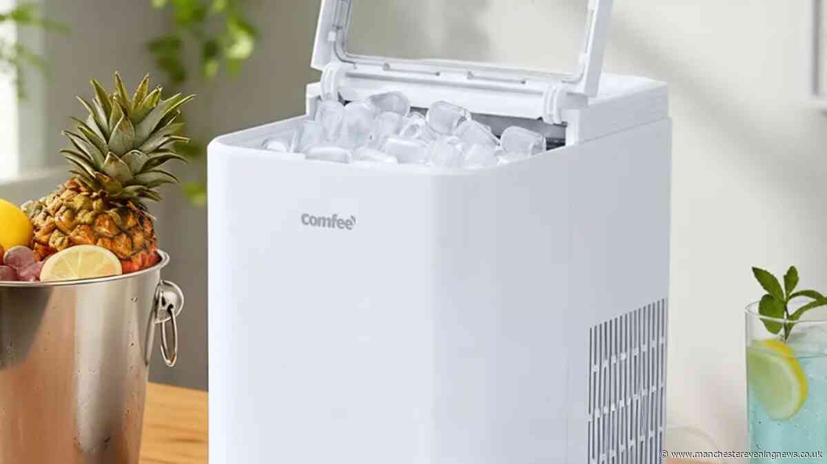 I found a £95 ice machine that can 'make cubes in five minutes' reduced to £49