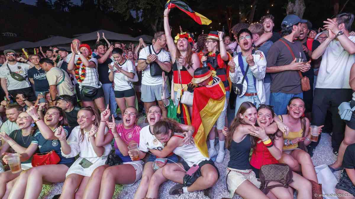 Wichtige Info für Fußballfans: So fahren die U-Bahnen nach dem ersten K.o.-Spiel
