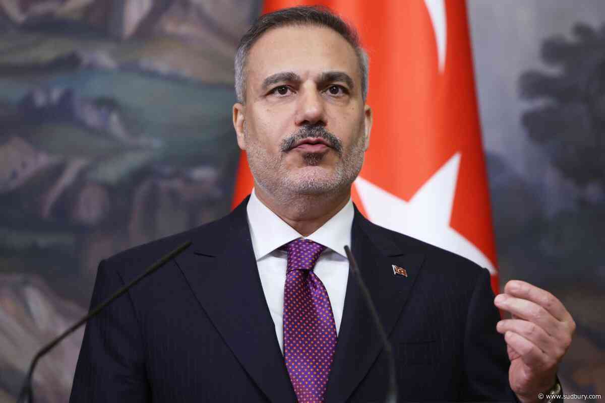 Anand welcomes Turkish counterpart to Ottawa ahead of NATO summit in Ankara