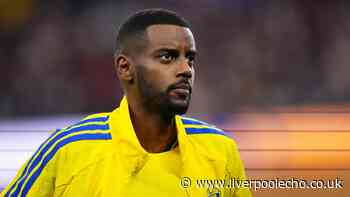 Alexander Isak ‘scolding’ speaks volumes after star holds hands up after World Cup meeting