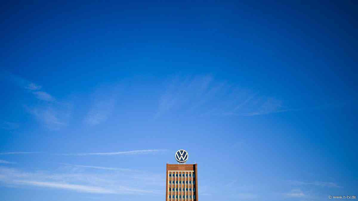 Betriebsrat kündigt Widerstand an : VW-Management will weitere Zehntausende Jobs streichen