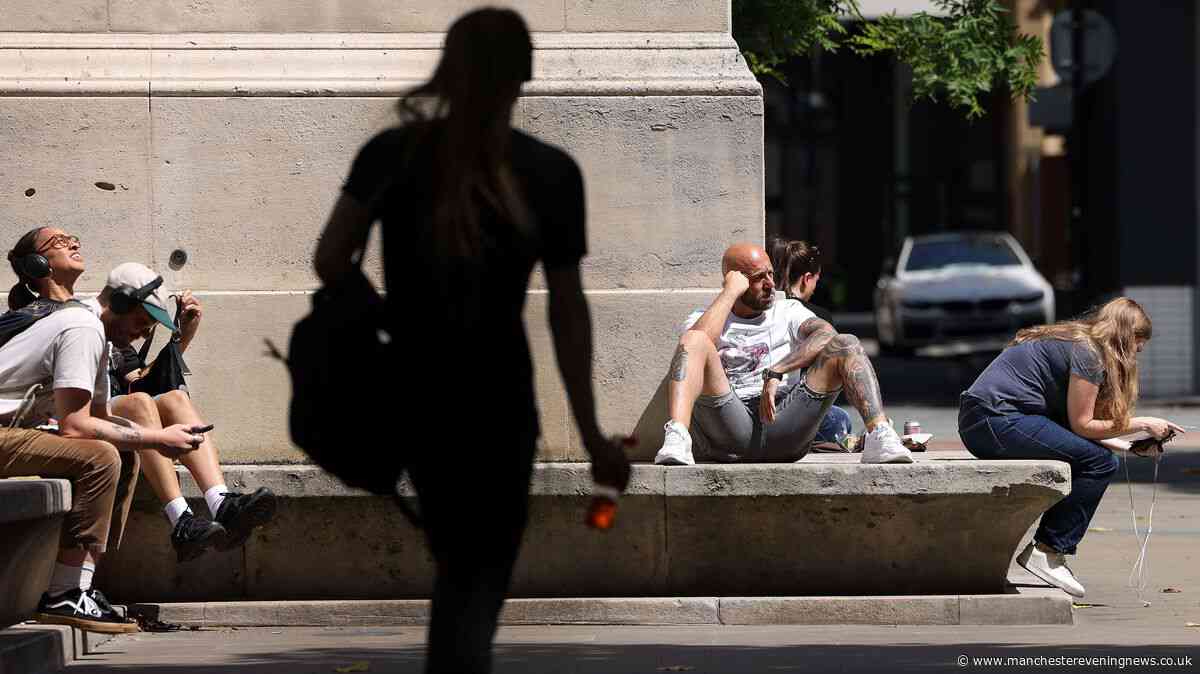 Met Office says temperatures will drop by 10C as big weather change coming