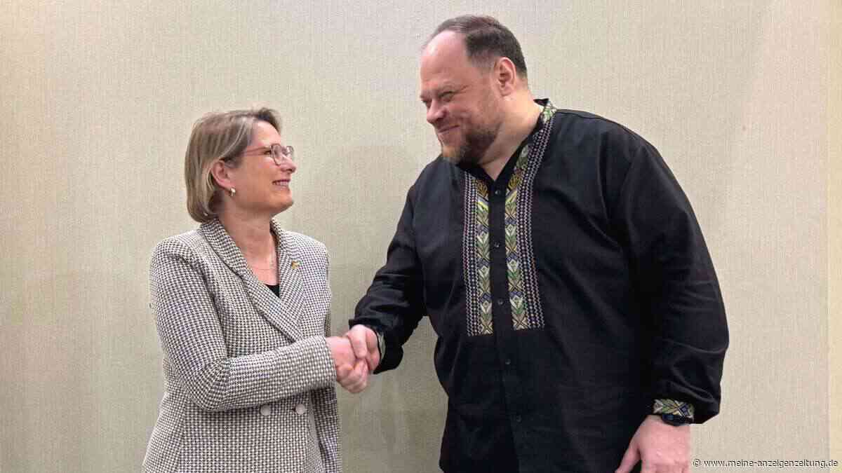 30 Jahre Ukraine-Verfassung: Hubig lobt Einsatz fürs Recht