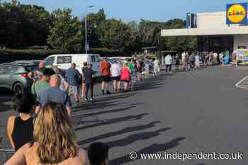 Dozens race to buy bargain air conditioning unit in Lidl as temperatures soar
