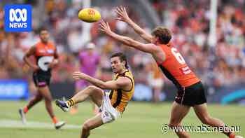 Live: Hawks try to hold top four spot against Giants at the 'G