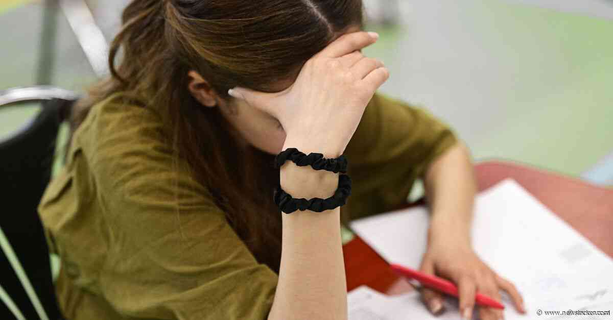 Studentenorganisatie is kritisch over scholen die examens, tentamens en verplichte lessen door laten gaan ondanks code rood