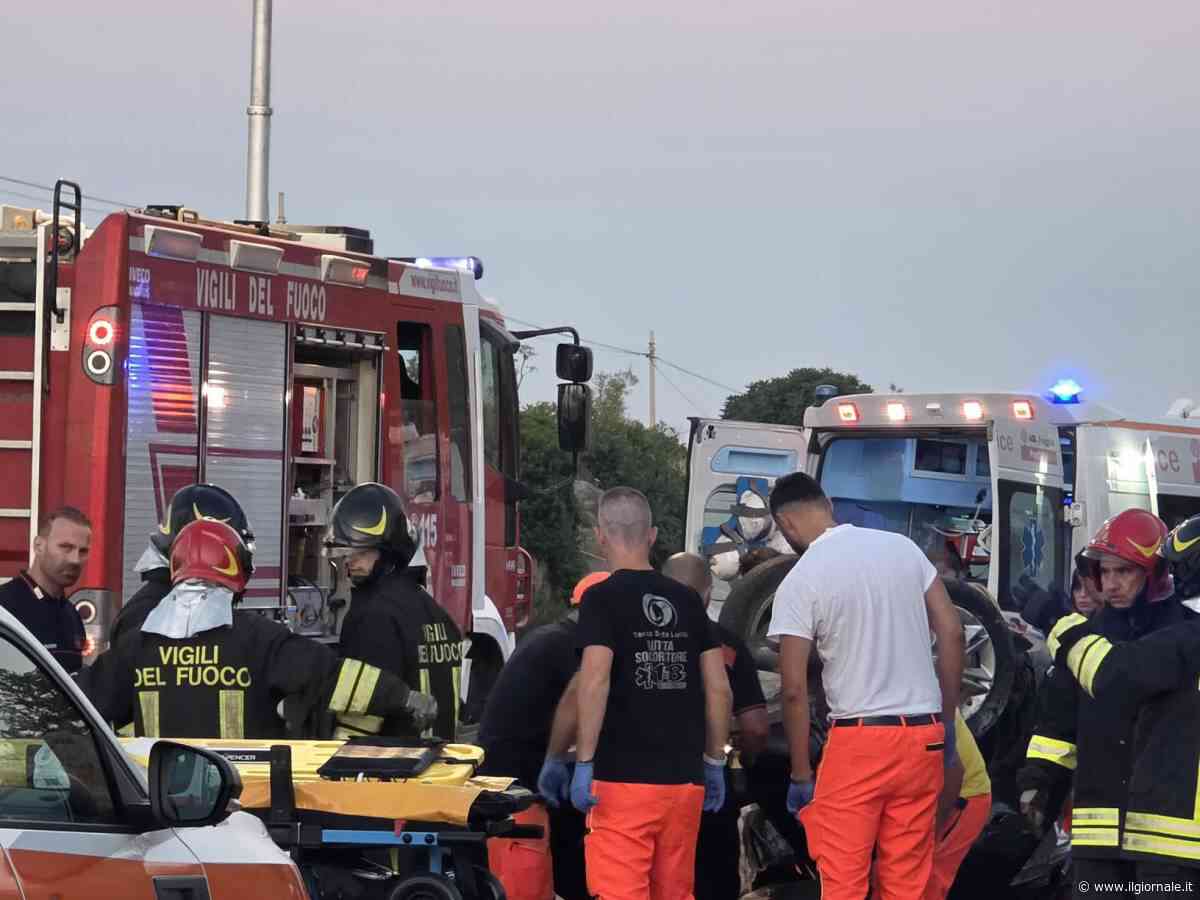Tragedia sulla statale 89 tra Foggia e Manfredonia: morti tre giovani. Si ipotizza un colpo di sonno