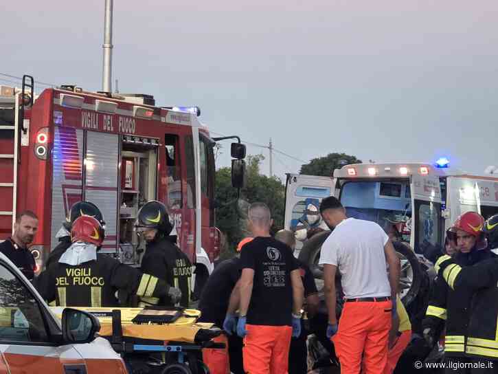Tragedia sulla statale 89 tra Foggia e Manfredonia: morti tre giovani. Si ipotizza un colpo di sonno