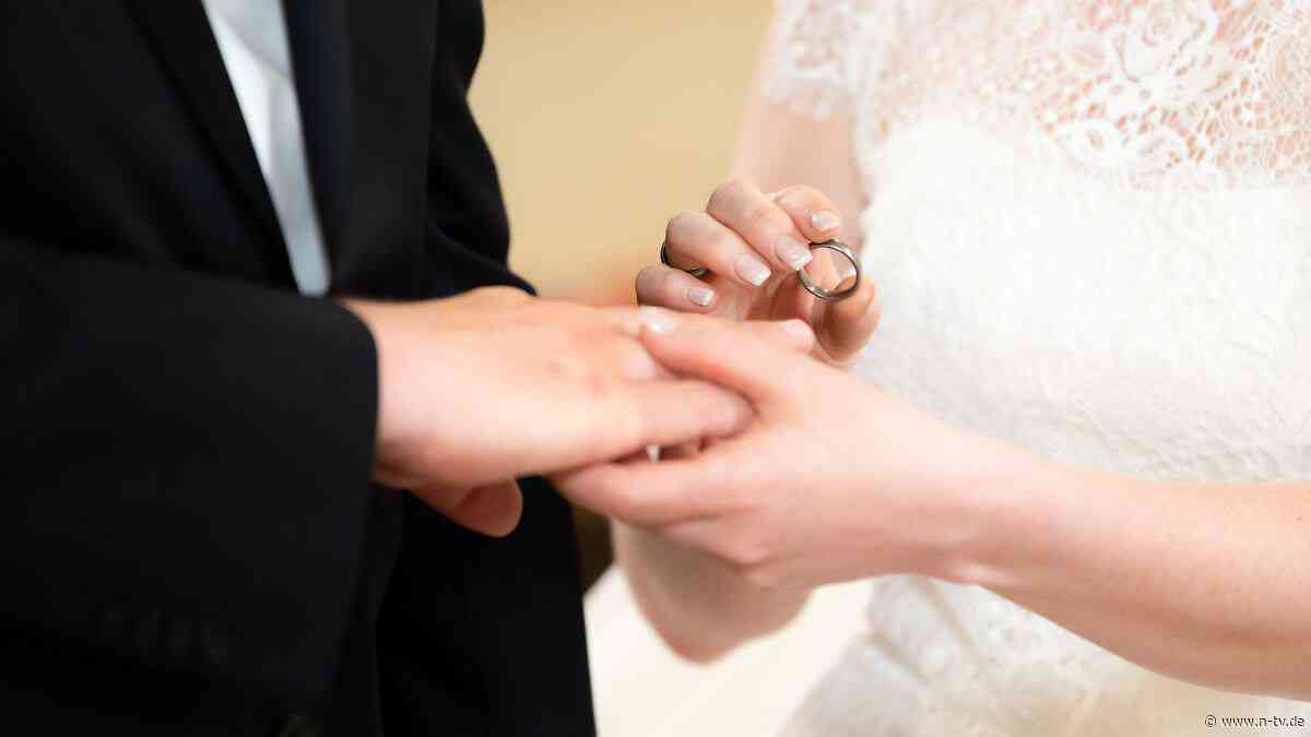 Begehrte Daten im Juni: An Schnapszahl-Terminen wird im Minutentakt geheiratet