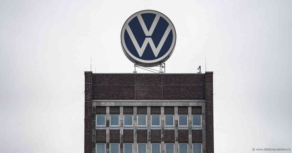 Volkswagen valuta 100mila tagli e la chiusura di 4 fabbriche: l’indiscrezione sul piano choc