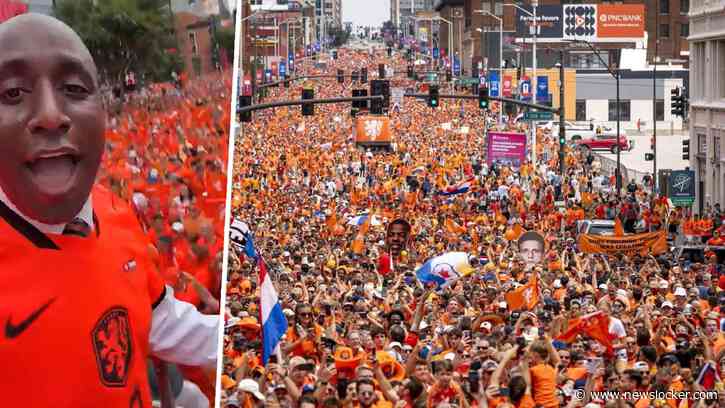 Burgemeester Kansas City gaat van ‘links naar rechts’ tijdens Nederlandse parade