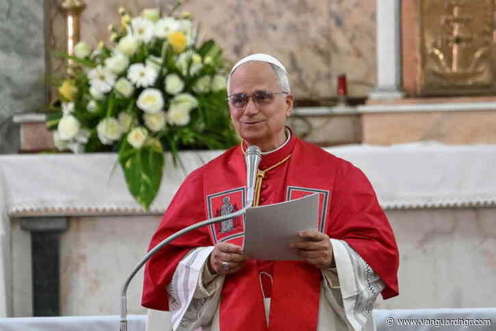 Pope begins cardinals’ gathering with anti-war message