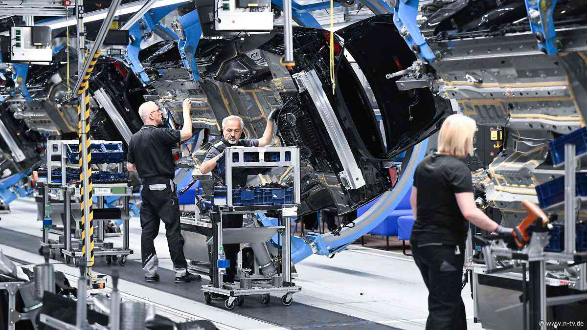 "Situation dramatisch": Mercedes verschiebt Bonuszahlung und prüft längere Arbeitszeit