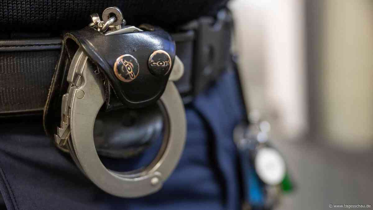 Zwei mutmaßliche Rechtsterroristen in Thüringen festgenommen