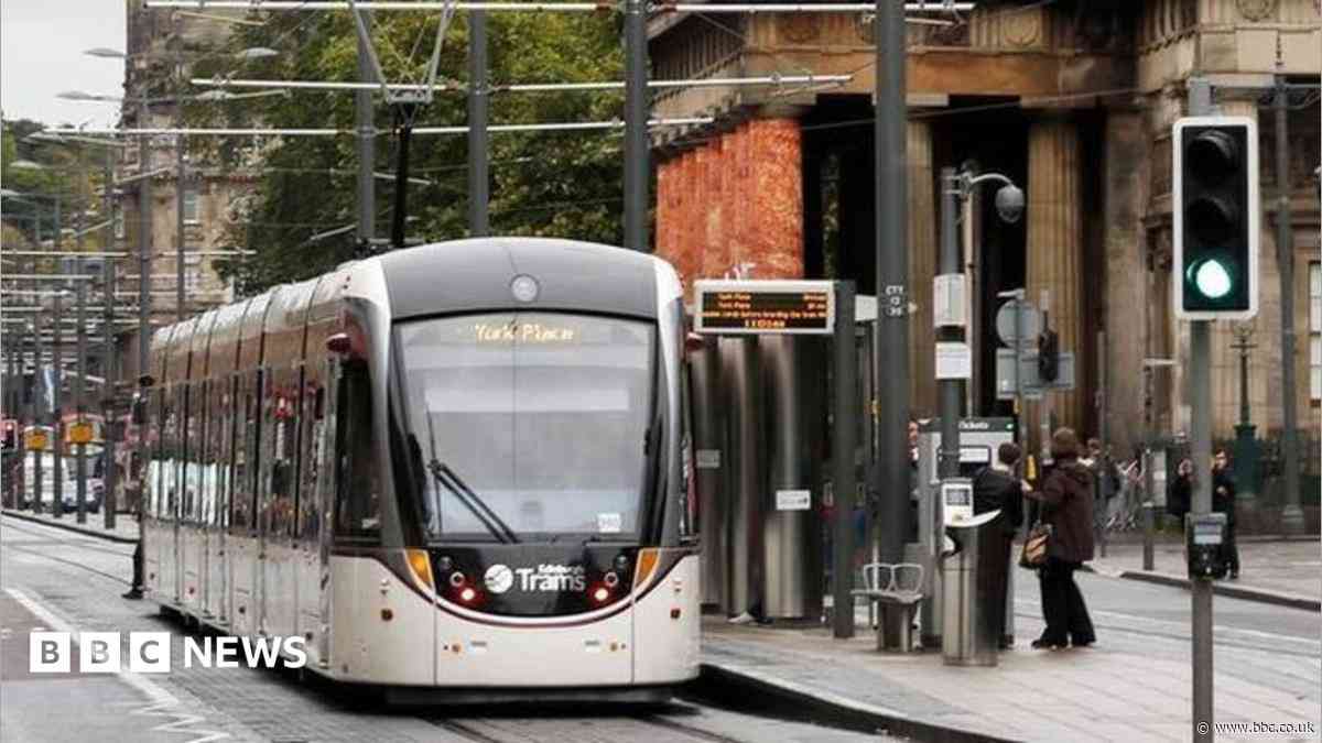 Council to investigate £327,000 pay-off for Edinburgh Trams boss
