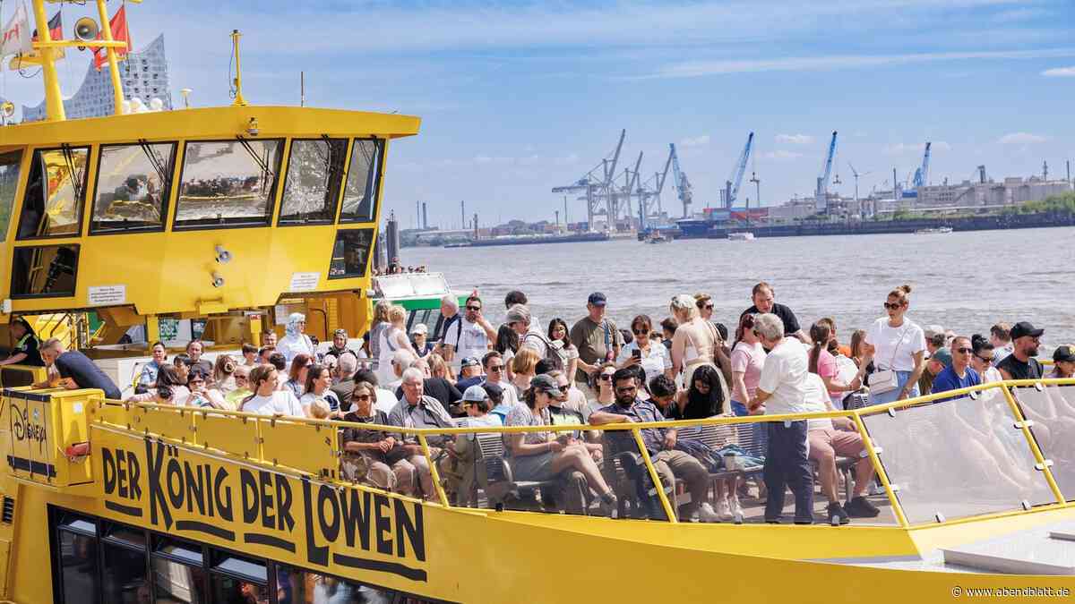 Hadag lässt zwei Fähren wegen Ansturms öfter fahren – aber streicht eine Linie