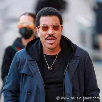 Lionel Richie postpones two concerts after falling ill during show