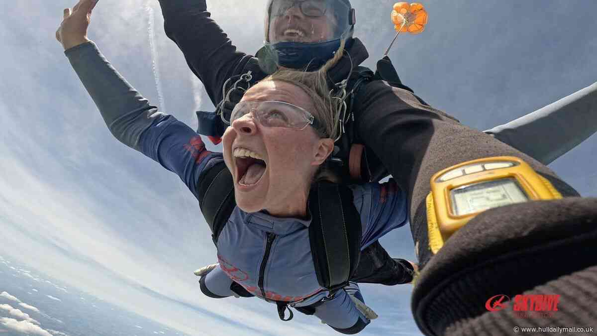 ‘Terrifying and amazingly rewarding’ - Hull hospital colleagues conquer their fears to skydive for children’s charity