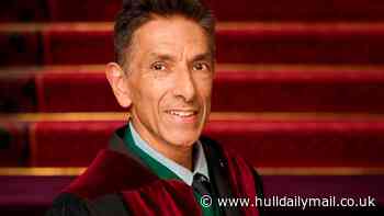 Hull kidney specialist wins one of medicine's most prestigious honours