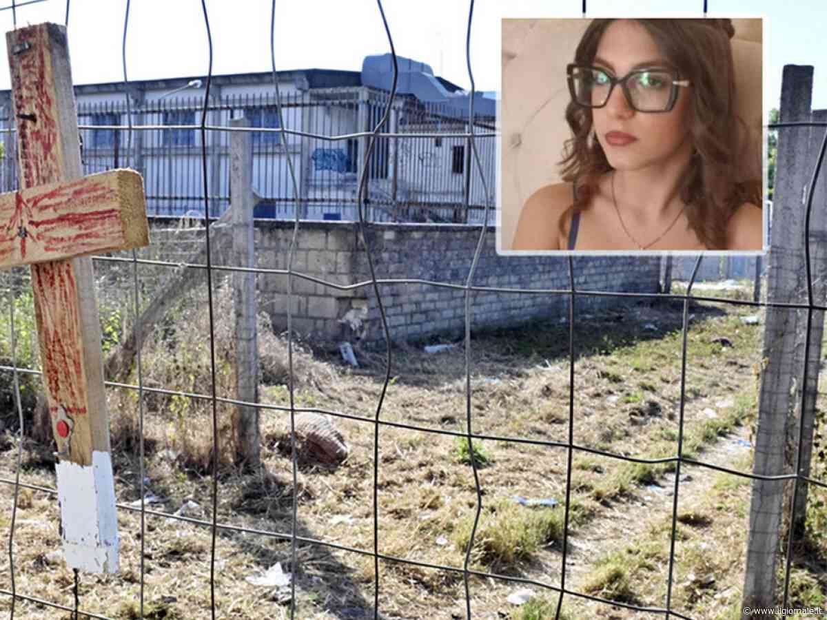 Omicidio Martina Carbonaro, la testimonianza del carabiniere: “Si confidava con Chatgpt”. L'ex in chat: "Devi morire per amore"