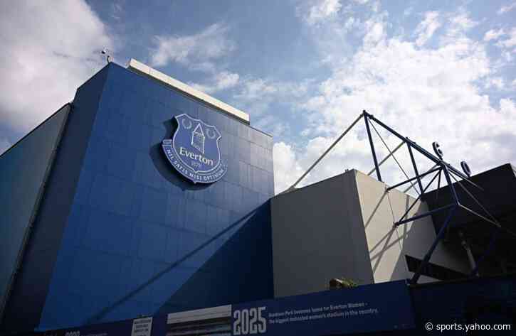 Everton announce six summer departures