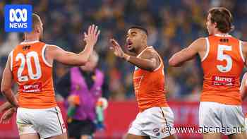 Live: Giants launch unlikely comeback as Hawks holding on at MCG