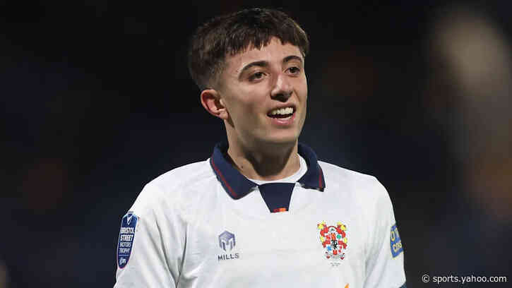 Altrincham sign ex-Tranmere forward Taylor