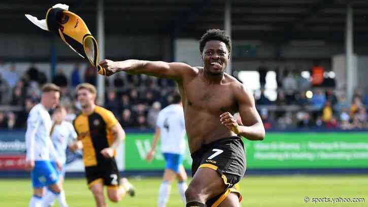 Bristol Rovers sign Newport forward Kamwa