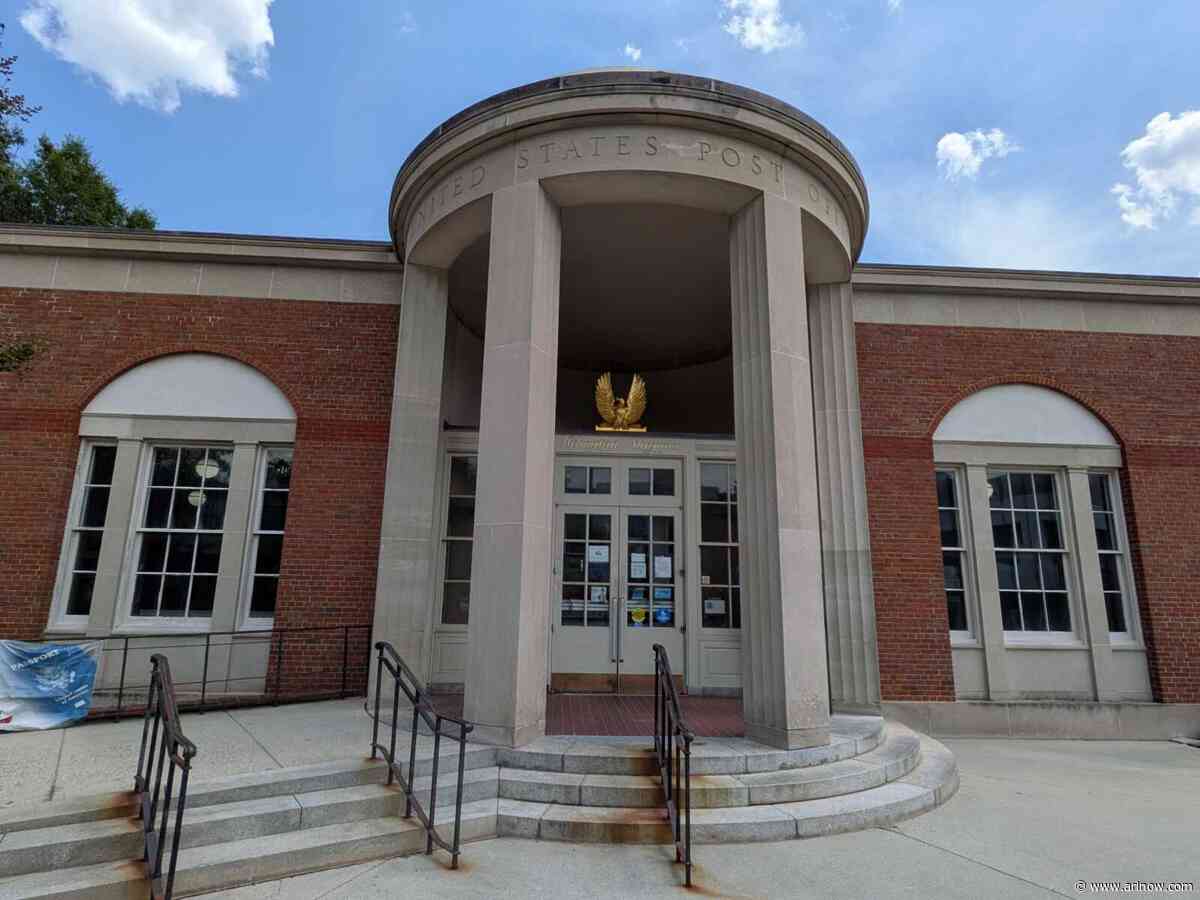 Clarendon post office restricts overnight hours due to pee and poop