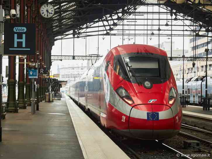Hacker attaccano i sistemi Trenitalia: quali dati sono stati violati. Ecco cosa fare se si riceve la mail