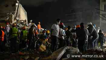 Venezuela earthquake live: Death toll jumps to 589 as 50,000 people remain missing