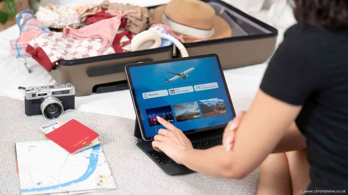 Aviation expert reveals 'one of the smartest moves you can make' when booking holidays