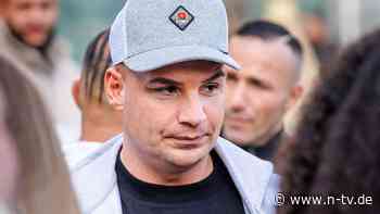 Stalker-Alarm auf Mallorca: Pietro Lombardi schaut mit Frauen WM - und wird verpetzt