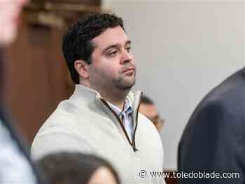Judge delays sentencing for doctor who gave girlfriend abortion drugs