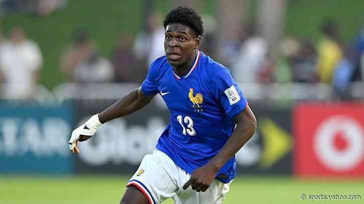 Bournemouth join race for Arsenal target Mbemba