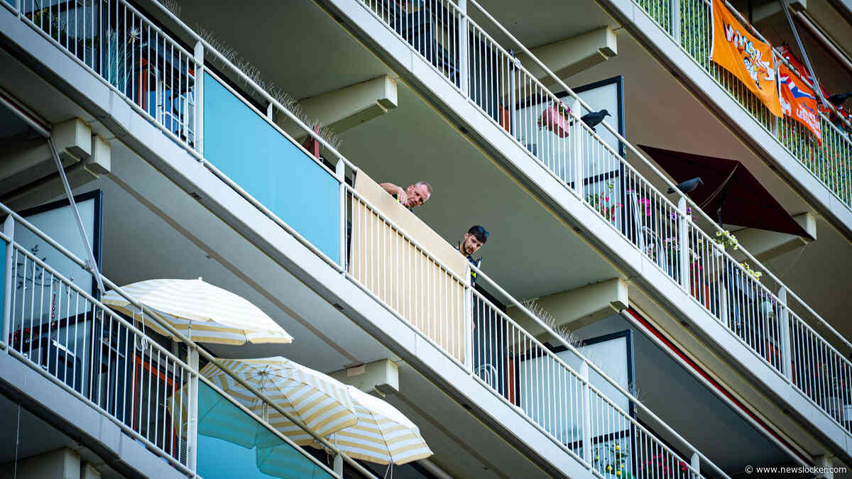 Kind valt van balkon op zevende verdieping in Rotterdam, met spoed naar ziekenhuis