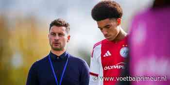 Ajax maakt plots vertrek van assistent Grim en ex-coach Jong Ajax bekend
