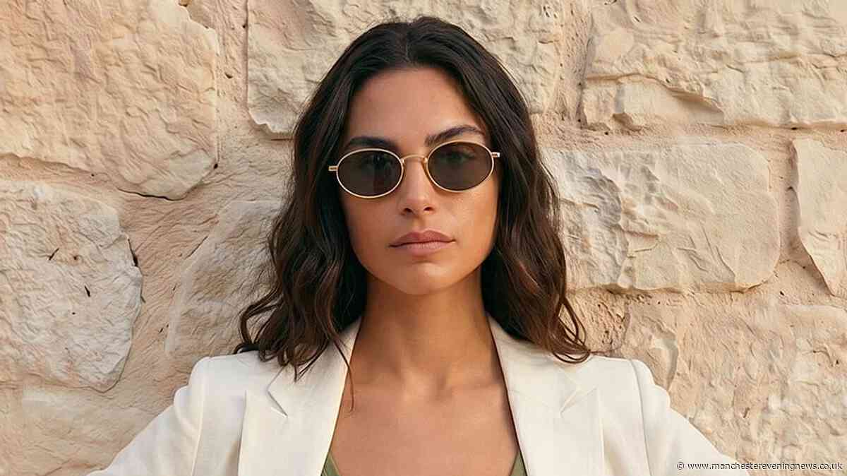 I found the perfect lightweight £41 linen blazer for summer weddings and office wear