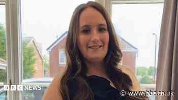 Tribute to 'devoted mum' killed on level crossing