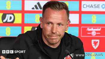 Bellamy to stay with Wales as Burnley move off