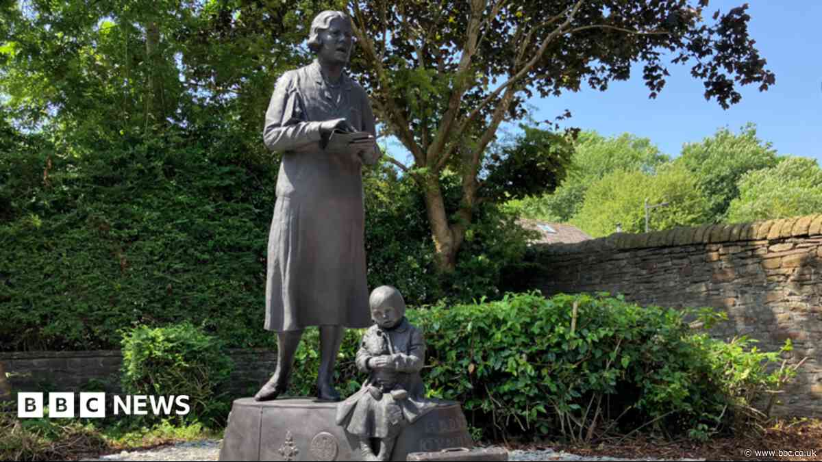Statue honours 'remarkable' woman 'hidden' from history